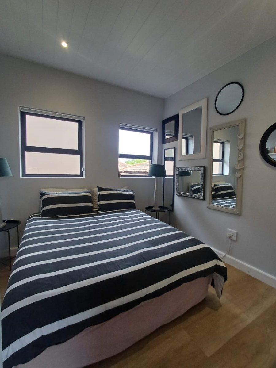 To Let 4 Bedroom Property for Rent in The Hill Western Cape